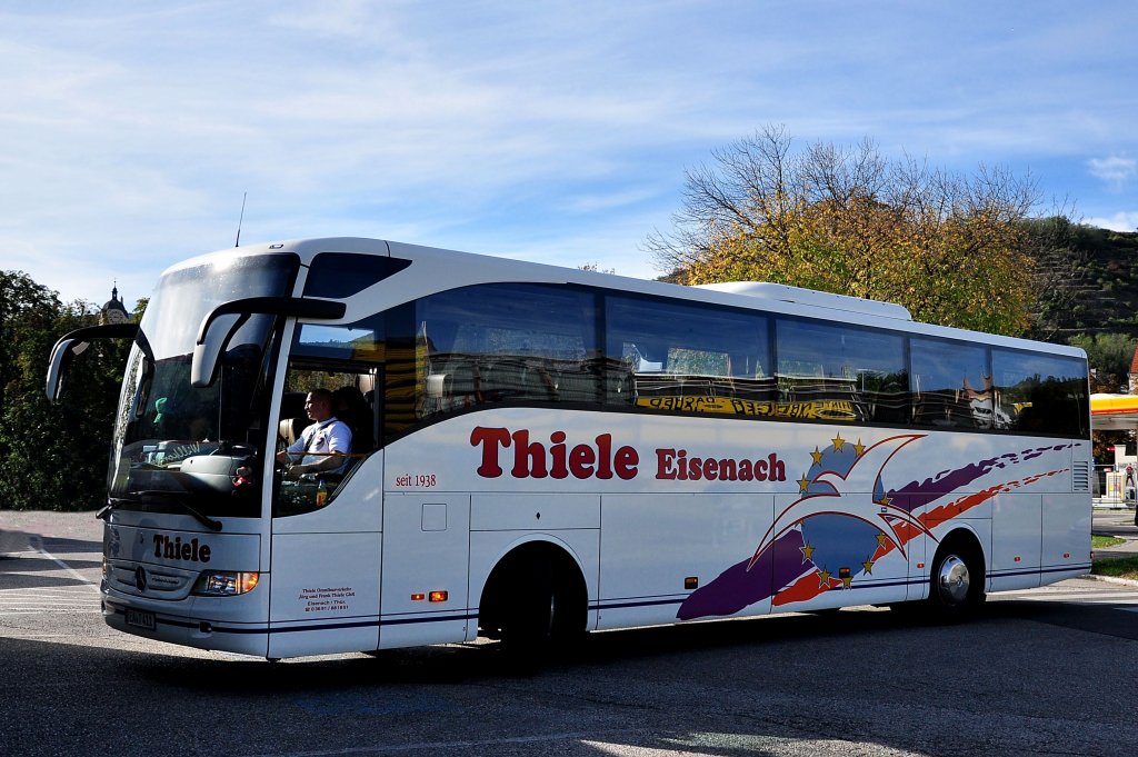 MERCEDES BENZ TOURISMO von THIELE Reisen aus Eisenach/Deutschland am 5.10.2012 in Krems an der Donau unterwegs.