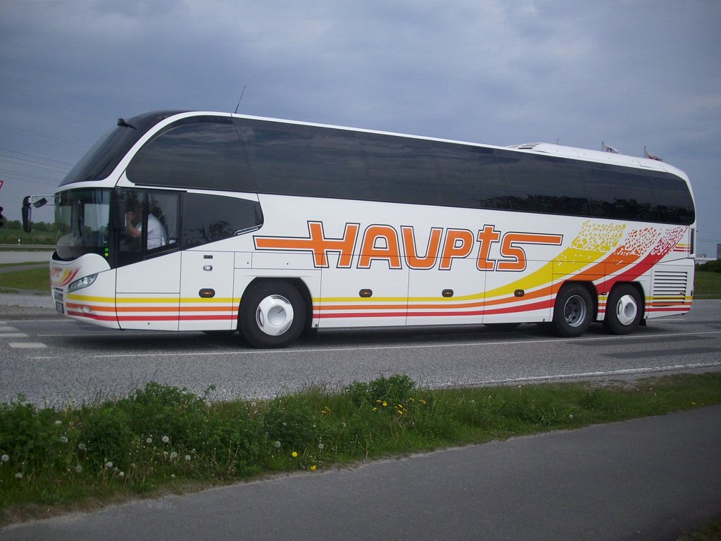 Neoplan Ctyliner von Haupts aus Deutschland in Mukran.
