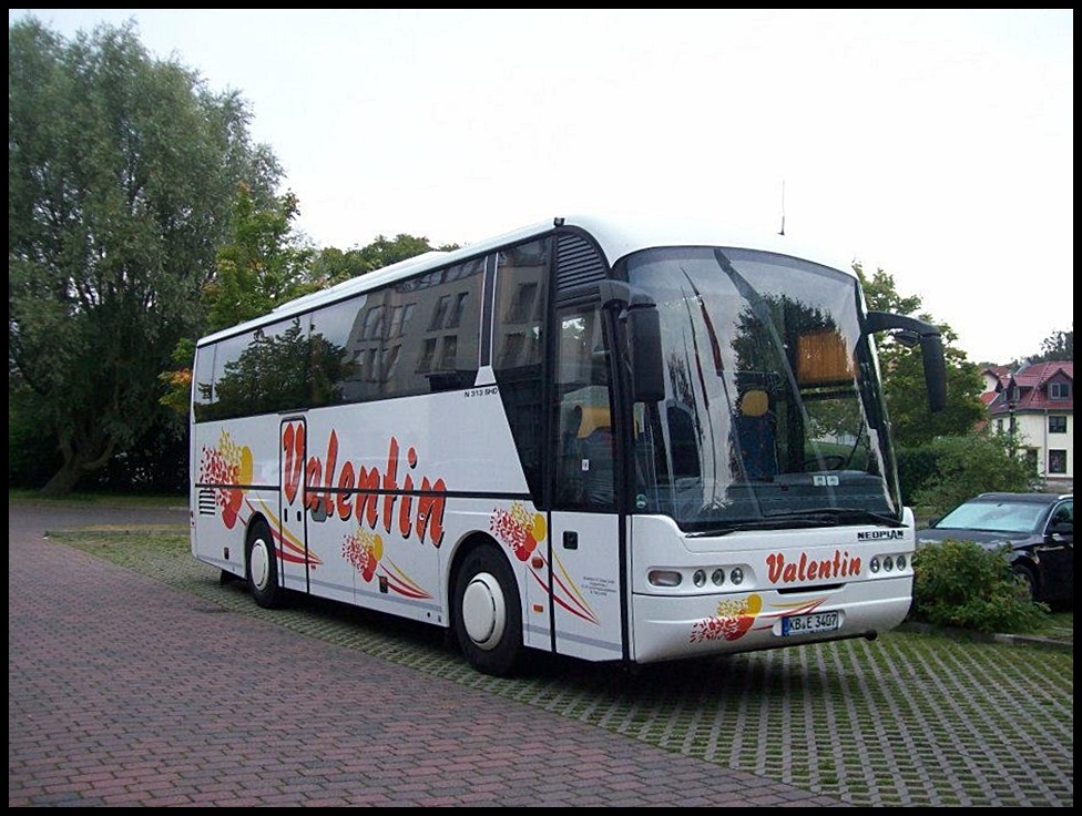 Neoplan Euroliner von Valentin aus Deutschland in Bergen.