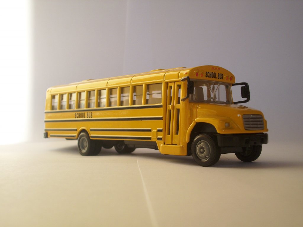 US Schulbus von Siku.