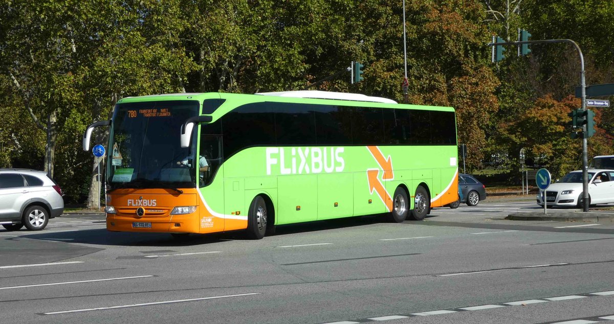 FlixBus von tourisme LAUNOY aus Rambersvillers steuert den HBF Wiesbaden an, Oktober2018