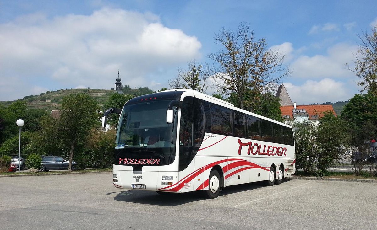 MAN Lion`s Coach von Mlleder Reisen aus sterreich im Mai 2018 in Krems.