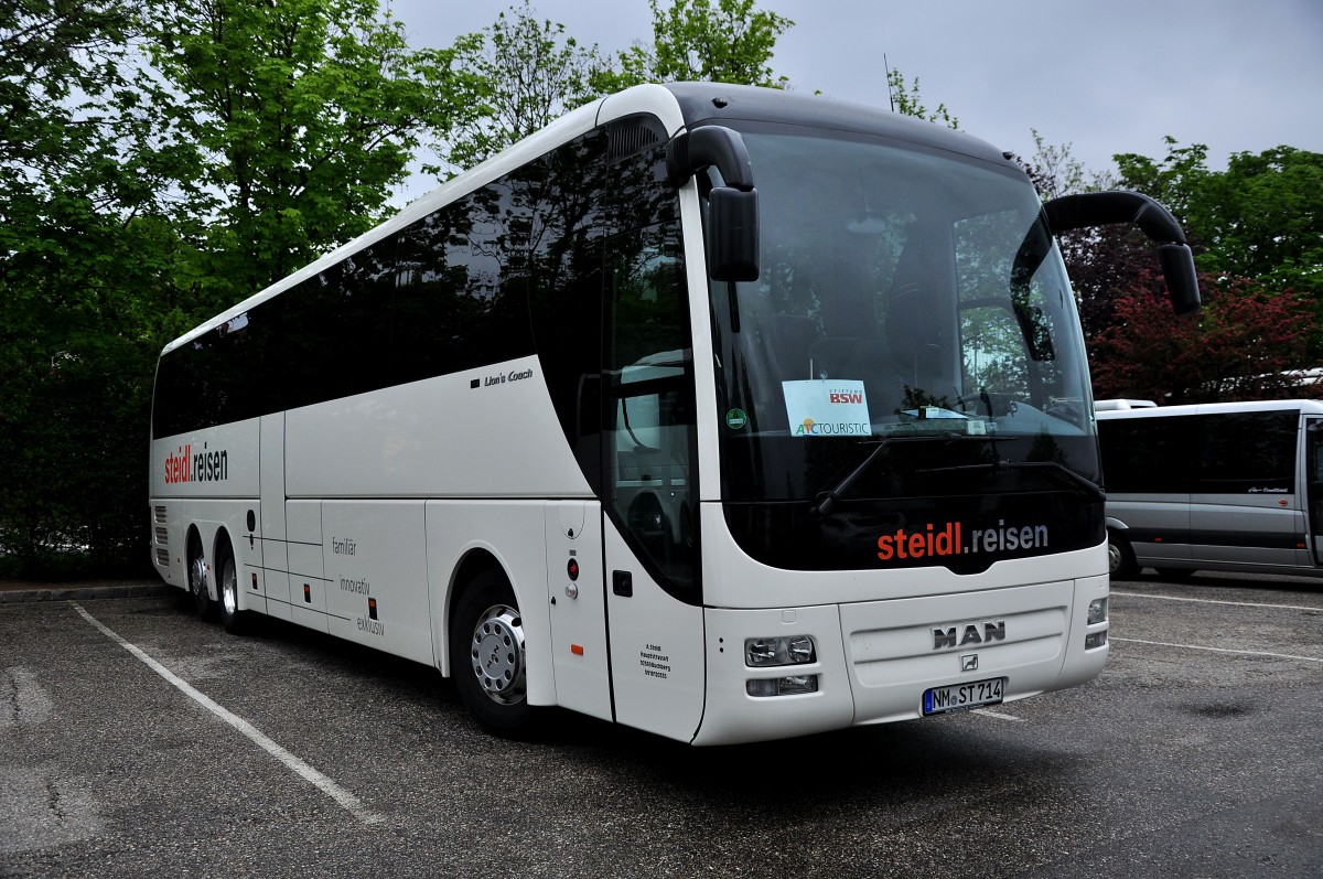MAN LIons Coach von Steidl Reisen / BRD im Mai 2014 in Krems.