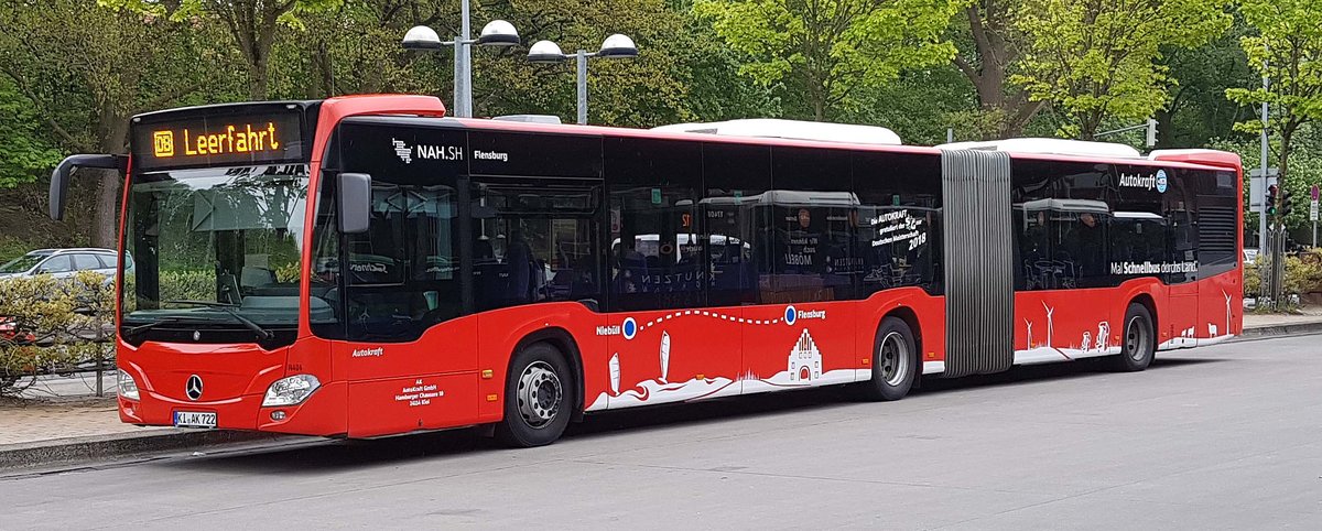 MB der AUTOKRAFT Kiel steht am Busbahnhof von Flensburg im Mai 2019