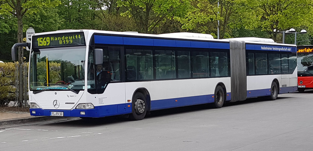 MB Citaro der Heidenheimer Verkehrsgesellschaft steht bereit am Flensburger Busbahnhof im Mai 2019 