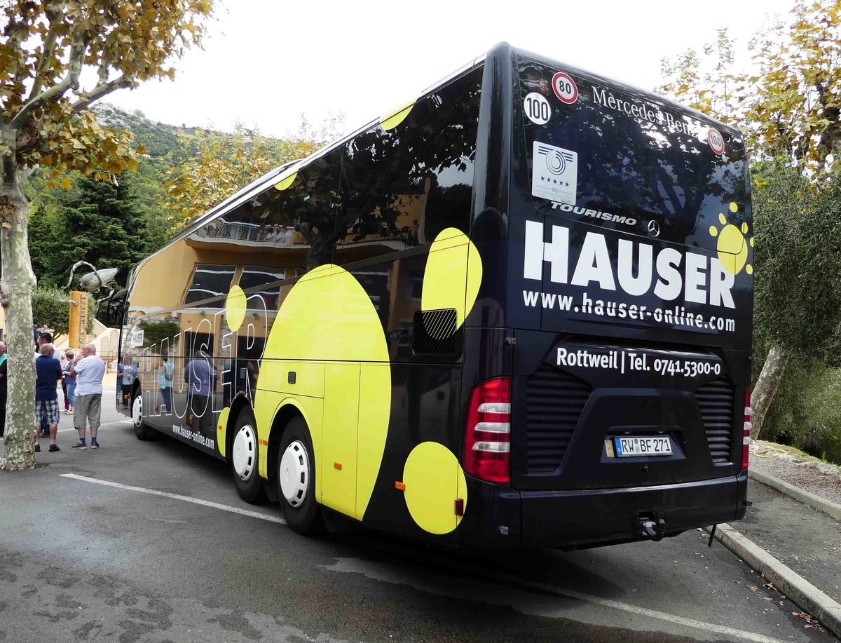 MB Tourismo von Hauser-Reisen, gesehen in Menton/F im September 2017