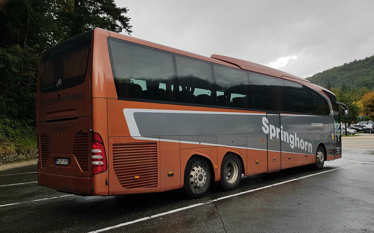=MB Travego Star Edition von SPRINGHORN-Reisen steht auf dem Busparkplatz am Königsee, 09-2022