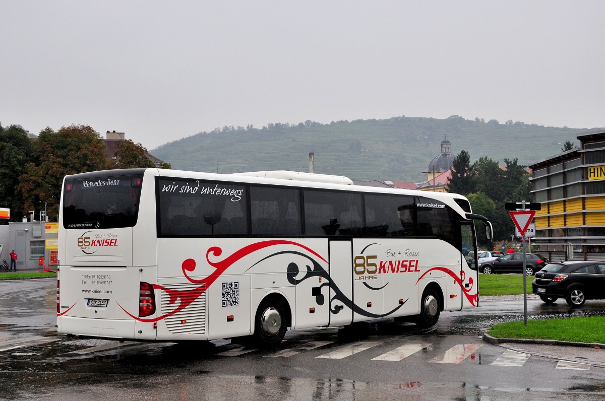 Mercedes Benz Tourismo von KNISEL Reisen aus der BRD am 11.9.2014 in Krems gesehen.