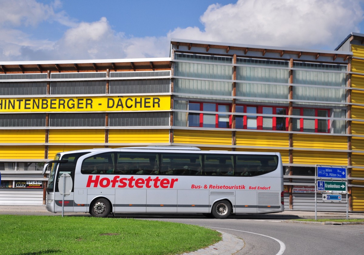 Mercedes Benz Travego von der Bustouristik Hofstetter aus der BRD am 22.August 2014 in Krems.