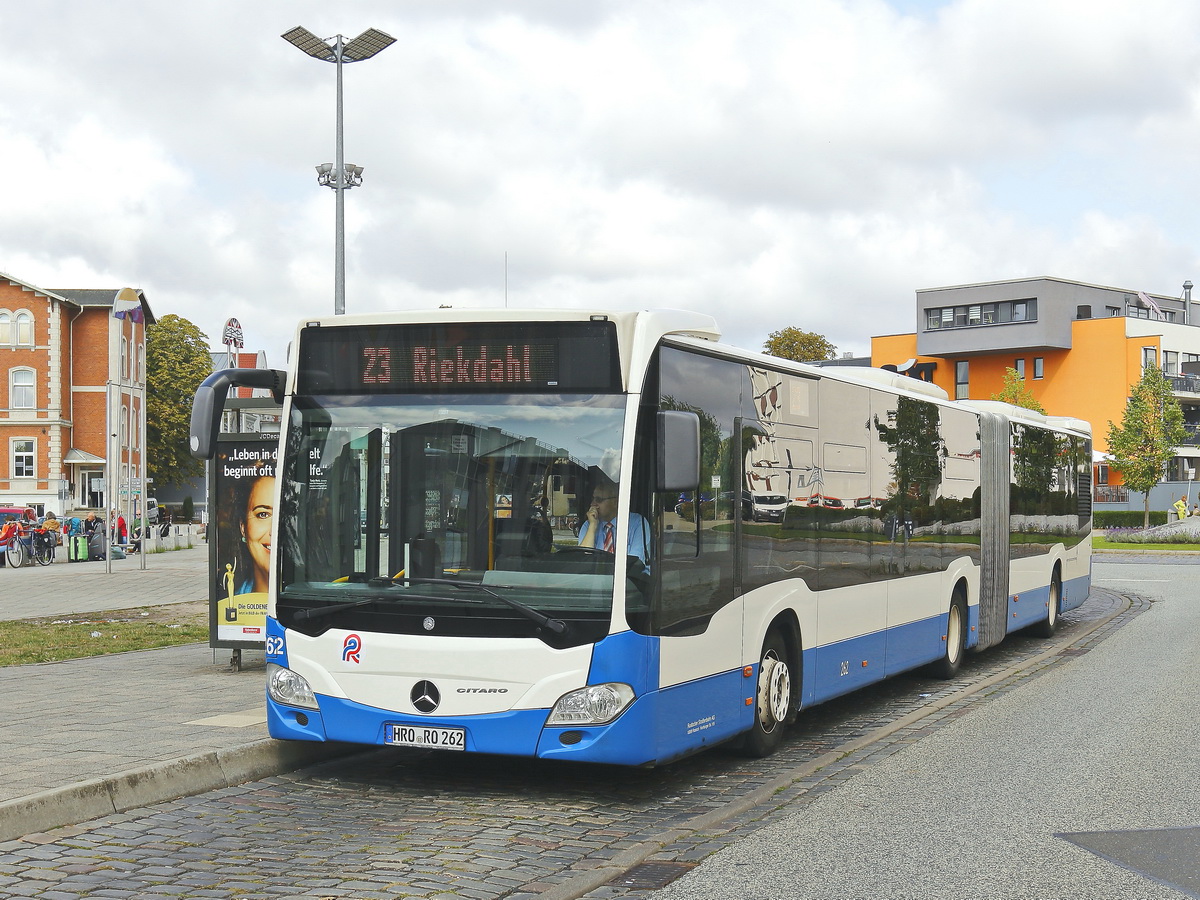 Mercedes Citaro C2 G Nr. 262 der Rostocker Straßenbahn AG (RSAG) in Rostock am 31. August 2018 am Hauptbahnhof.