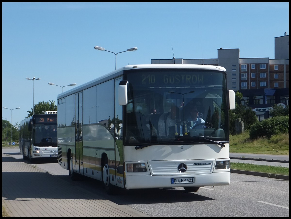 Mercedes Integro der Omnibusverkehrsgesellschaft Gstrow (OVG) in Rostock. 