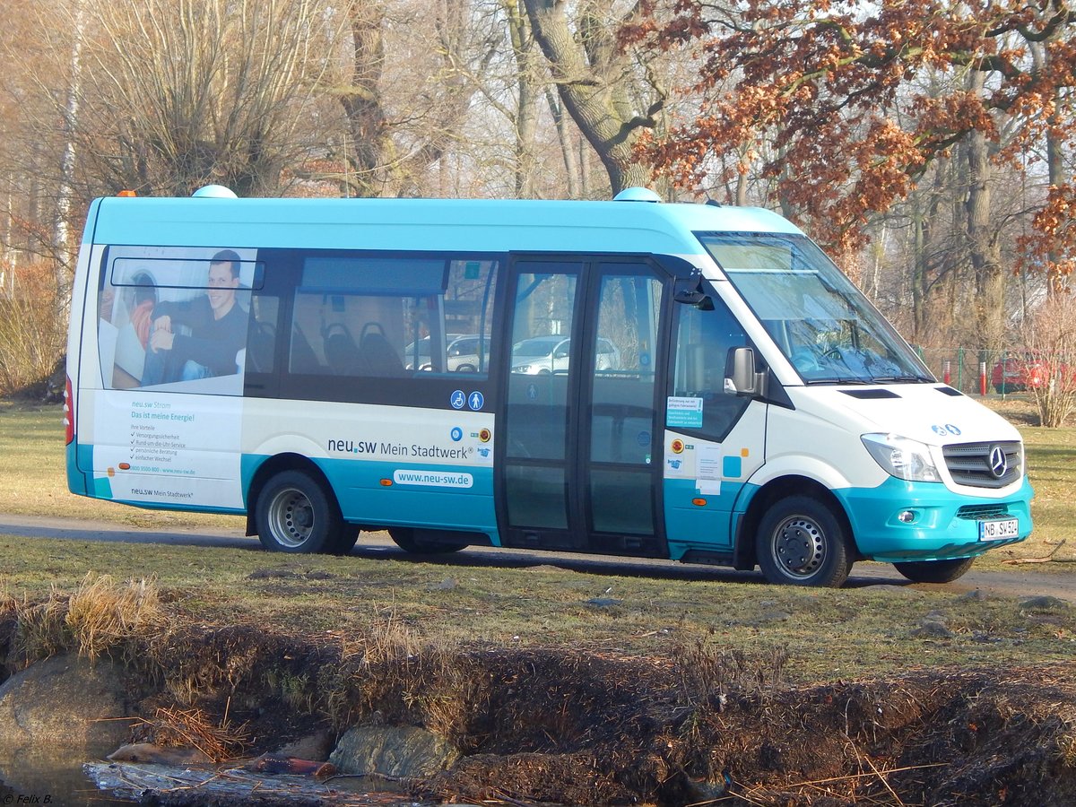 Mercedes Sprinter der Neubrandenburger Verkehrsbetriebe in Neubrandenburg. 