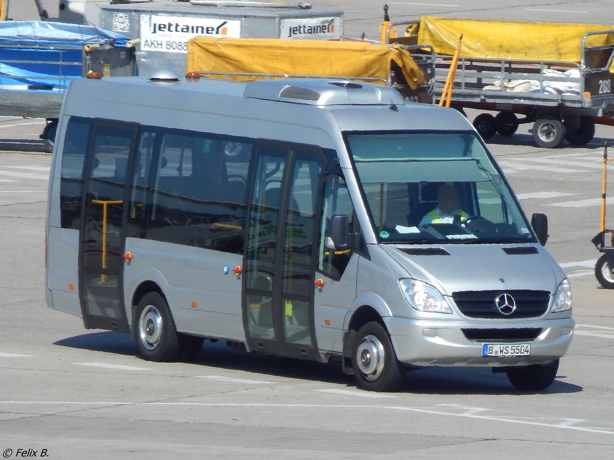 Mercedes Sprinter von Wisag aus Deutschland in Berlin.