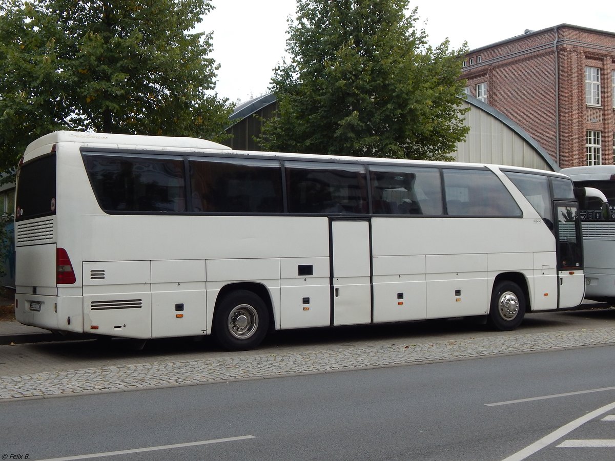 Mercedes Tourismo aus der Ukraine in Neubrandenburg.