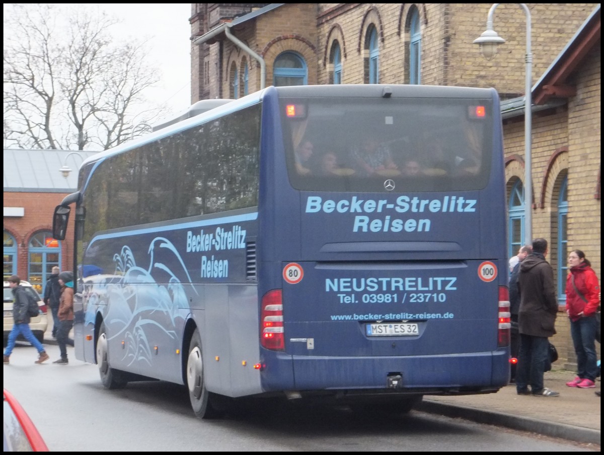 Mercedes Tourismo von Becker-Strelitz Reisen aus Deutschland in Bergen.