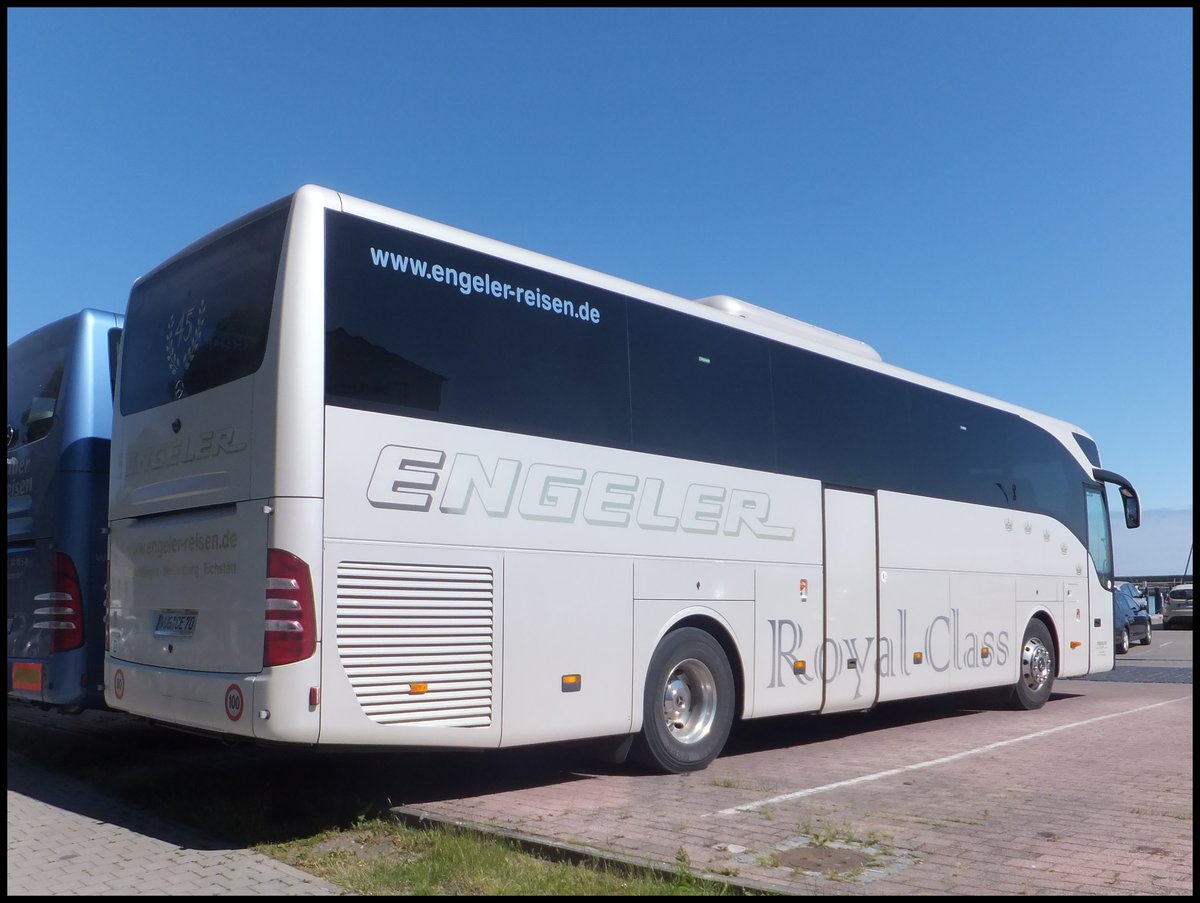 Mercedes Tourismo von Engeler aus Deutschland im Stadthafen Sassnitz.