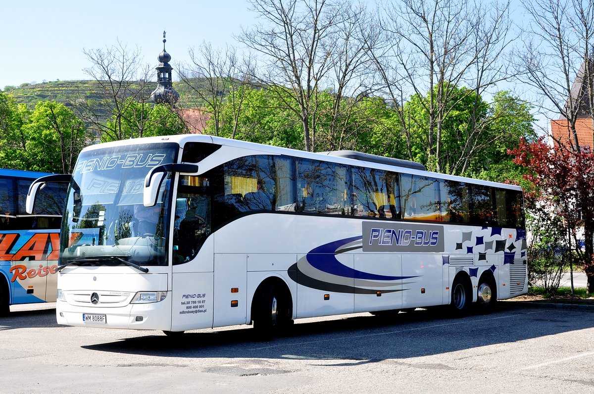 Mercedes Tourismo von Pienio Bus aus Polen in Krems.