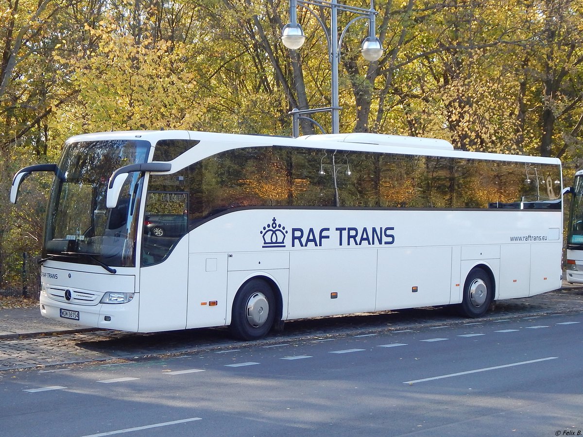 Mercedes Tourismo von Raf Trans aus Polen in Berlin. 