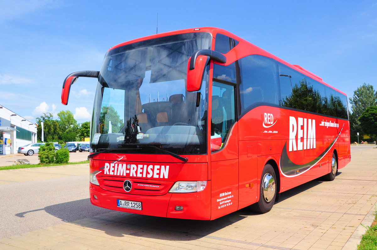 Mercedes Tourismo von REIM Reisen aus der BRD in Krems gesehen.
