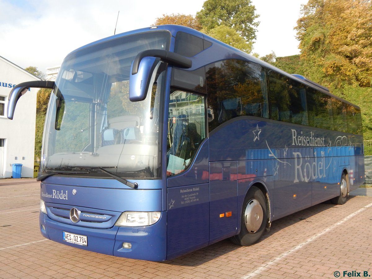 Mercedes Tourismo von Reisedienst Rödel aus Deutschland im Stadthafen Sassnitz.