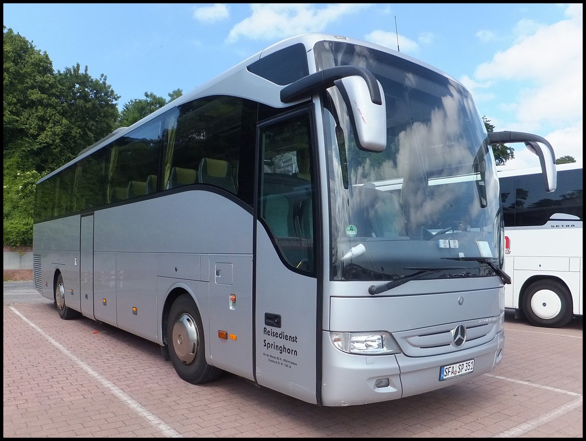 Mercedes Tourismo von Reisedienst Springhorn aus Deutschland im Stadthafen Sassnitz. 