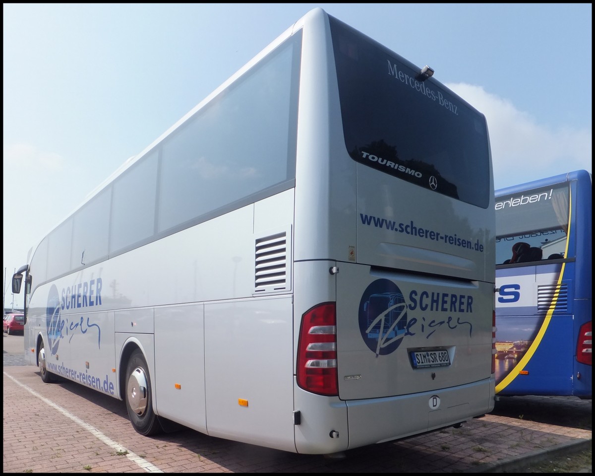 Mercedes Tourismo von Scherer aus Deutschland im Stadthafen Sassnitz.