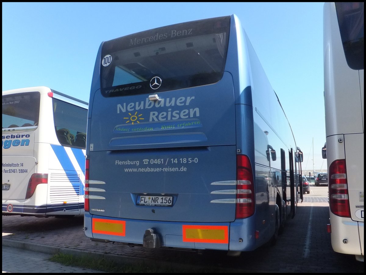 Mercedes Travego von Neubauer-Reisen aus Deutschland im Stadthafen Sassnitz.