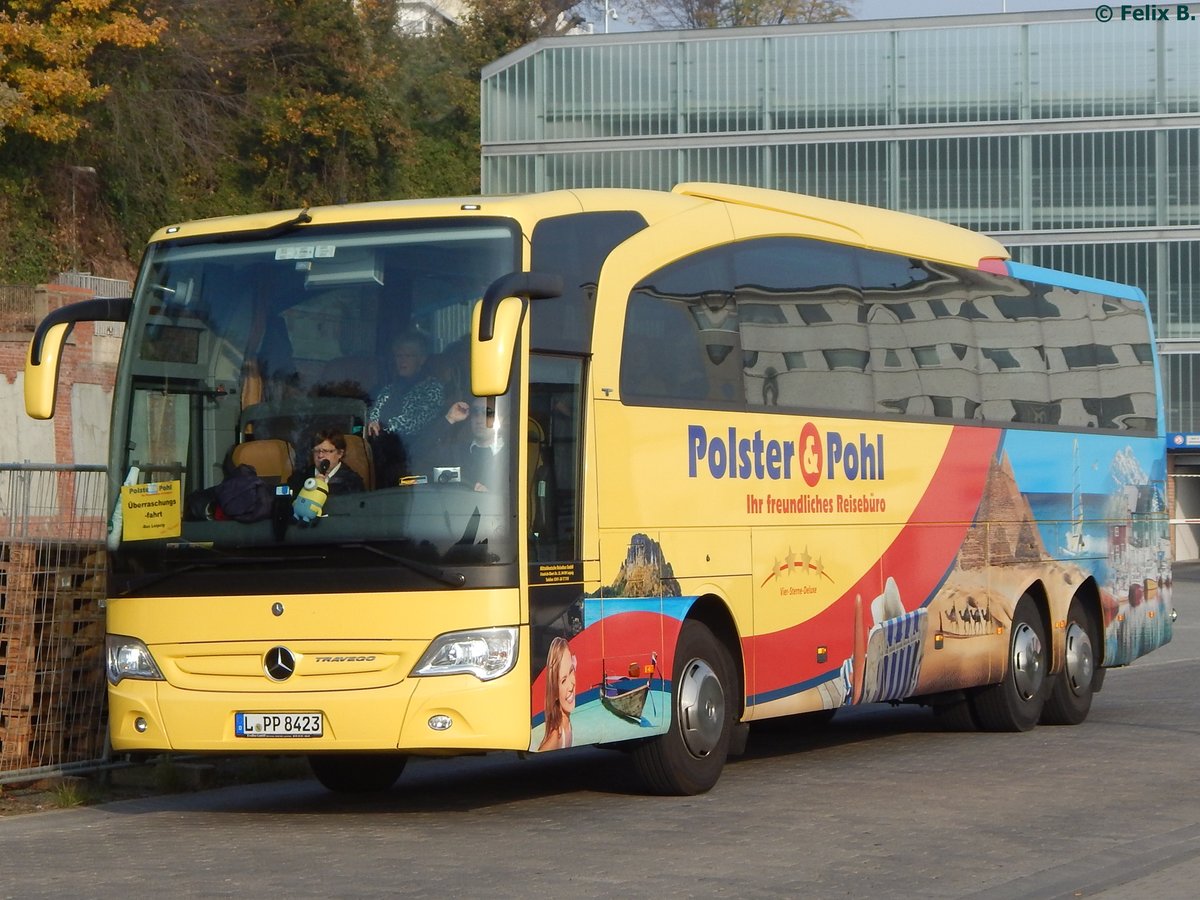 Mercedes Travego von Polster & Pohl aus Deutschland im Stadthafen Sassnitz. 