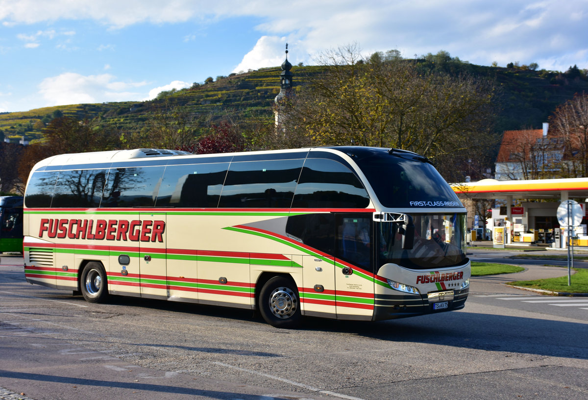Neoplan Cityliner von Fuschlberger Reisen aus der BRD in Krems.