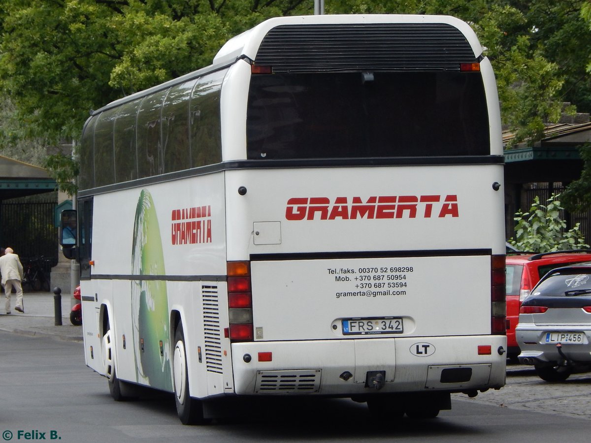 Neoplan Cityliner von Gramerta aus Litauen in Berlin.
