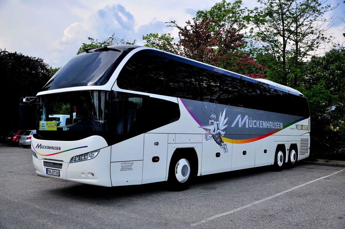 Neoplan Cityliner von Mckenhausen/BRD im Mai 2014 in Krems gesehen.