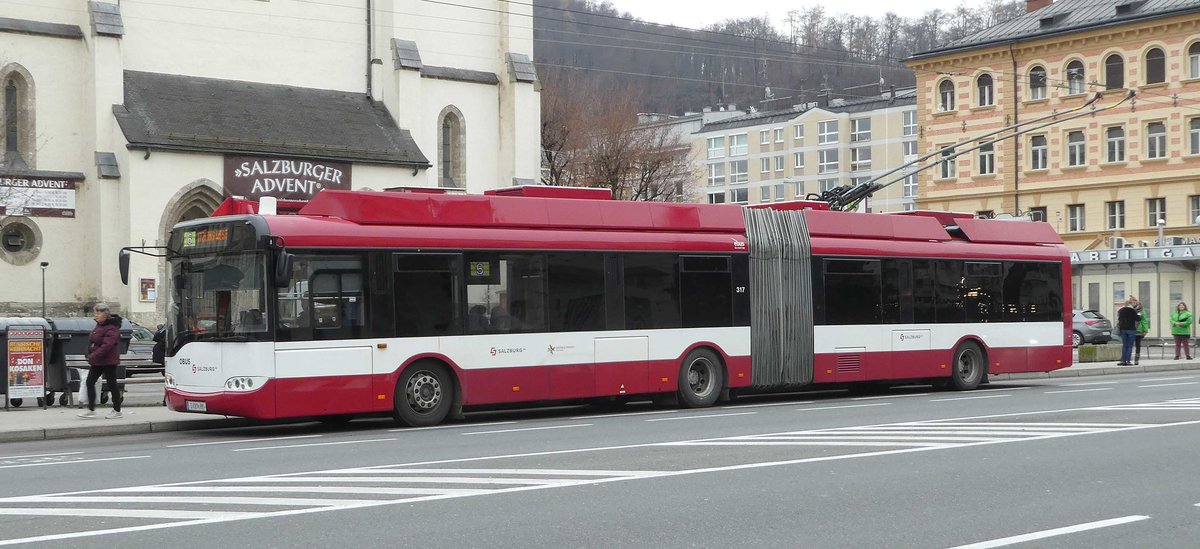 OBUS Solaris von Salzburg Verkehr unterwegs als Linie 6, 12-2018