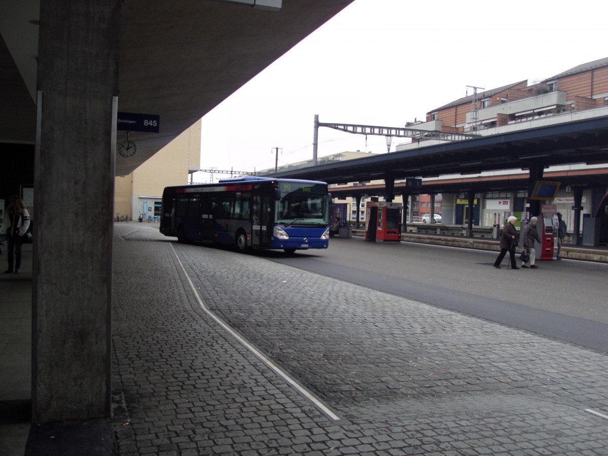 Ryffel-Irisbus Citelis Baujahr 2007 am Bahnhof Uster am 5.2.14.