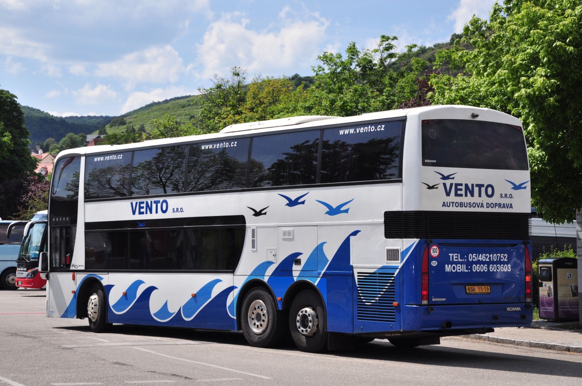Scania Berkhof Axial 100 von Vento aus der CZ im Mai 2015 in Krems gesehen.