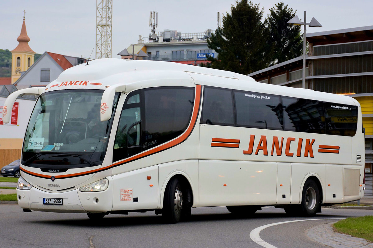Scania Irizar von Jancik aus der CZ in Krems.