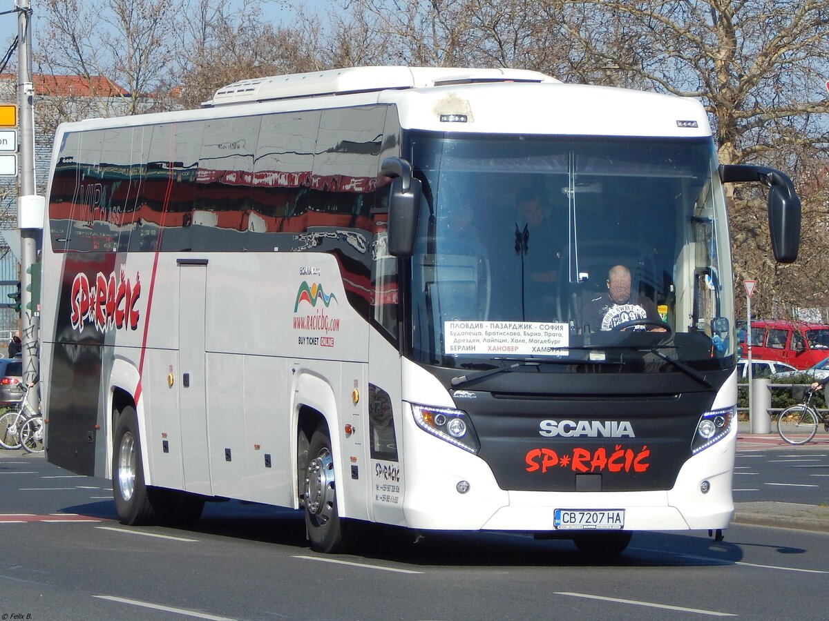 Scania Touring von Racic Eurobus BG aus Bulgarien in Berlin.