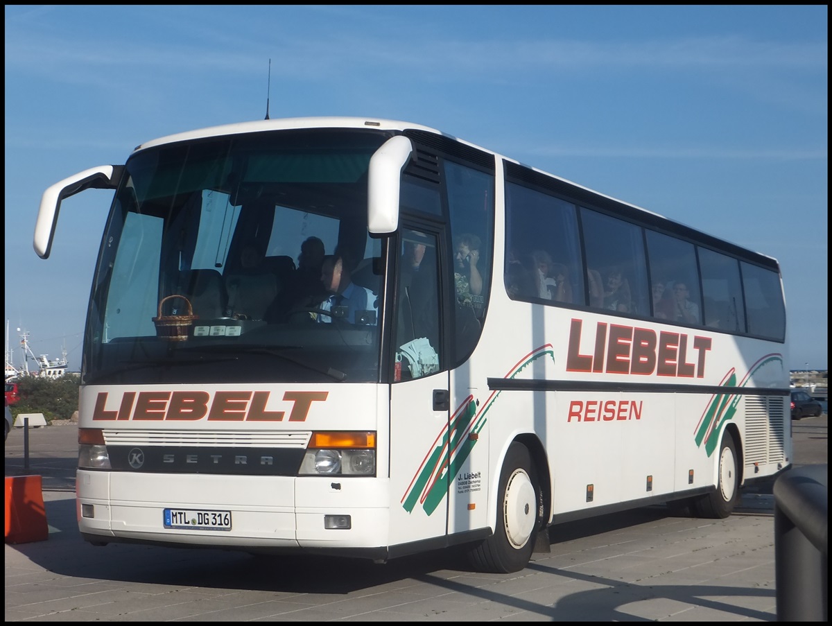 Setra 315 HD von Liebelt Reisen aus Deutschland im Stadthafen Sassnitz.