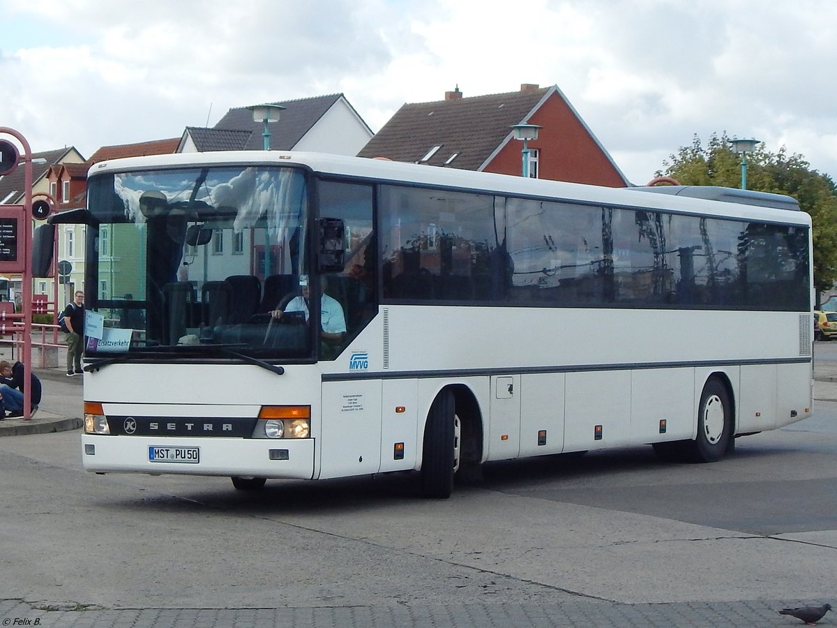 Setra 315 UL von Verkehrsunternehmen Unger aus Deutschland in Neubrandenburg.
