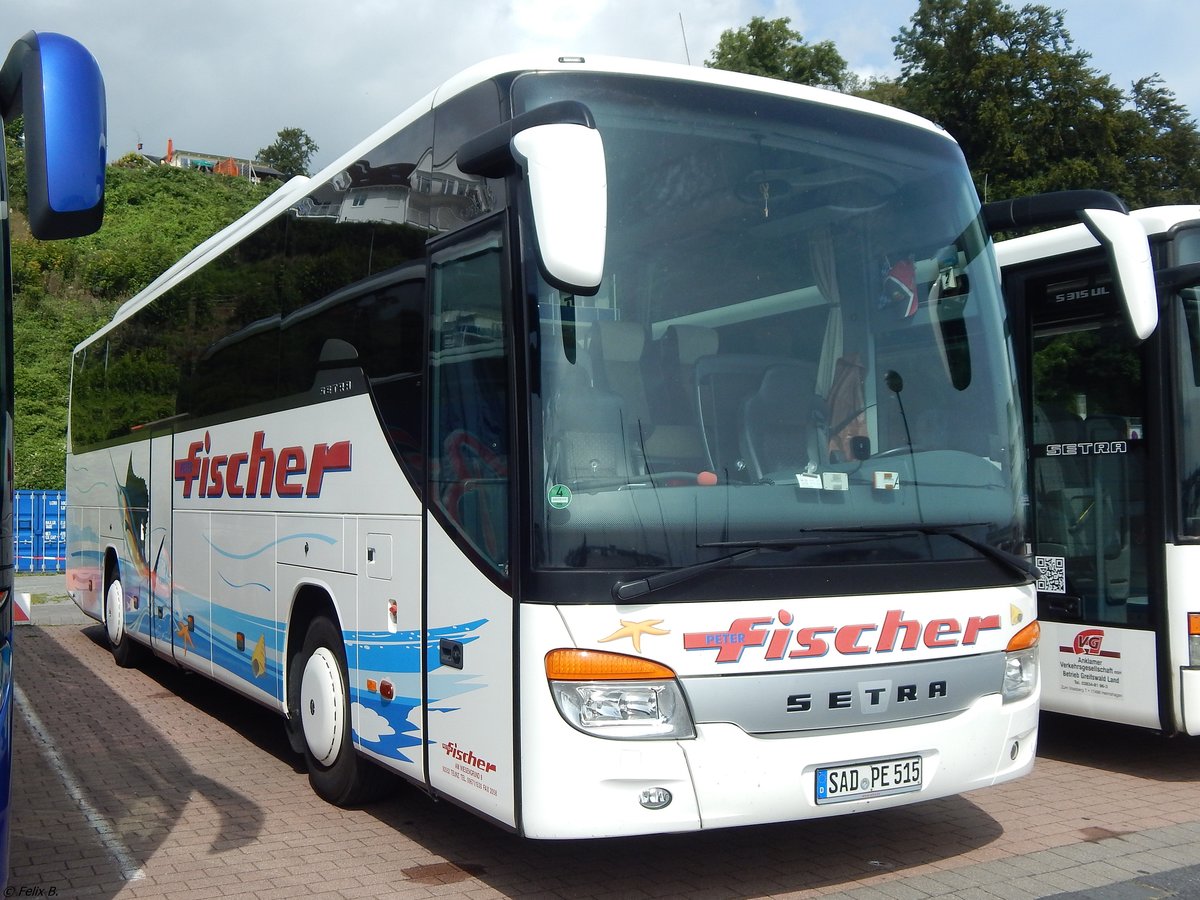 Setra 415 GT-HD von Fischer aus Deutschland im Stadthafen Sassnitz.