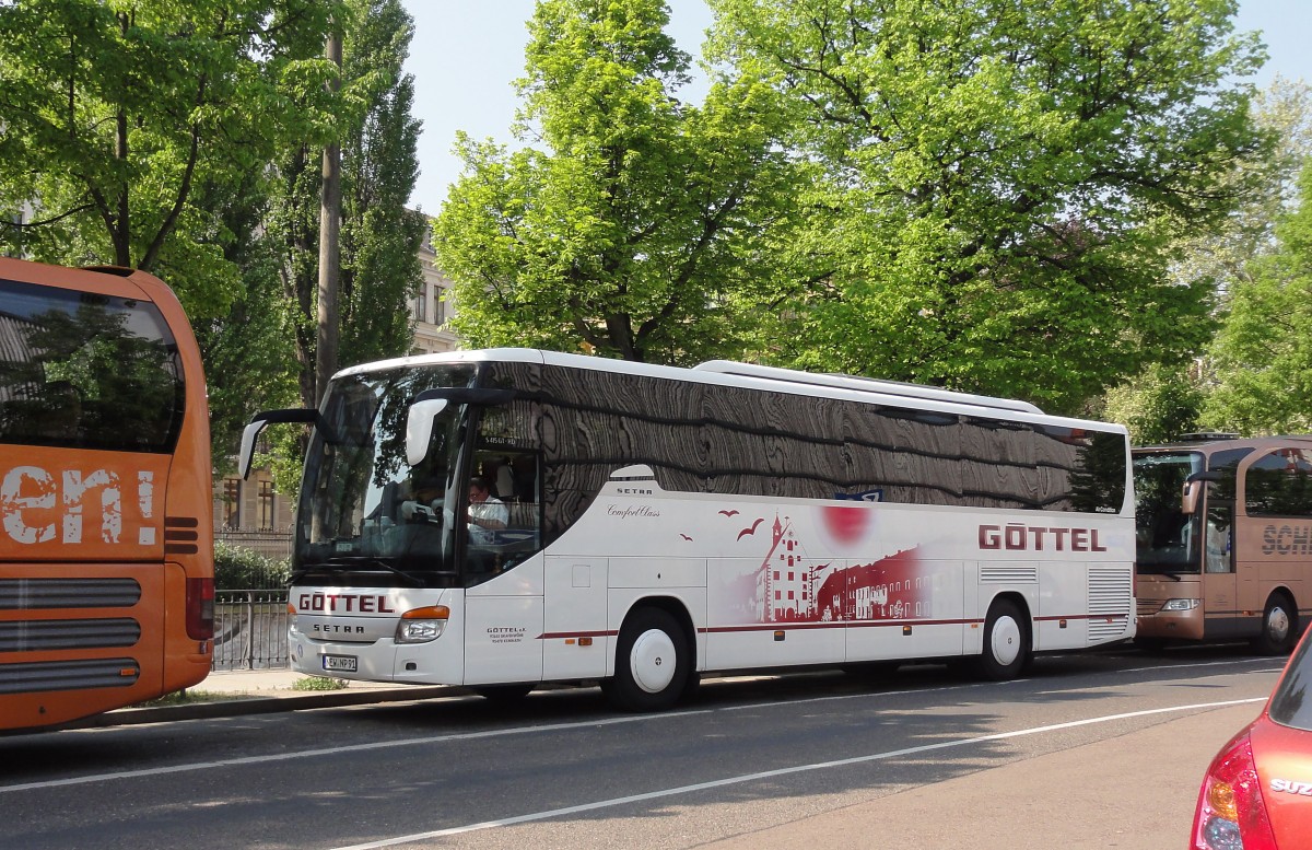 SETRA 415 GT-HD von GTTEL Reisen Ende April 2014 in Leipzig beim Zoo gesehen.