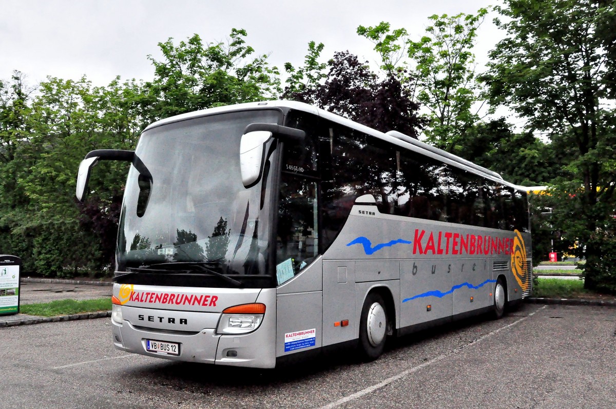 Setra 415 GT-HD von Kaltenbrunner Reisen aus sterreich im Mai 2015 in Krems gesehen.