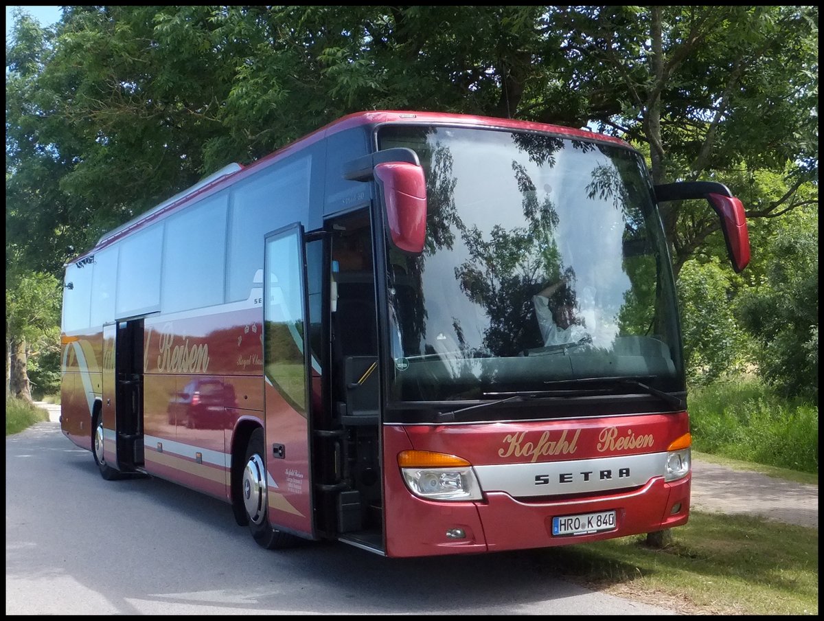 Setra 415 GT-HD von Kofahl Reisen aus Deutschland in Sasnitz.