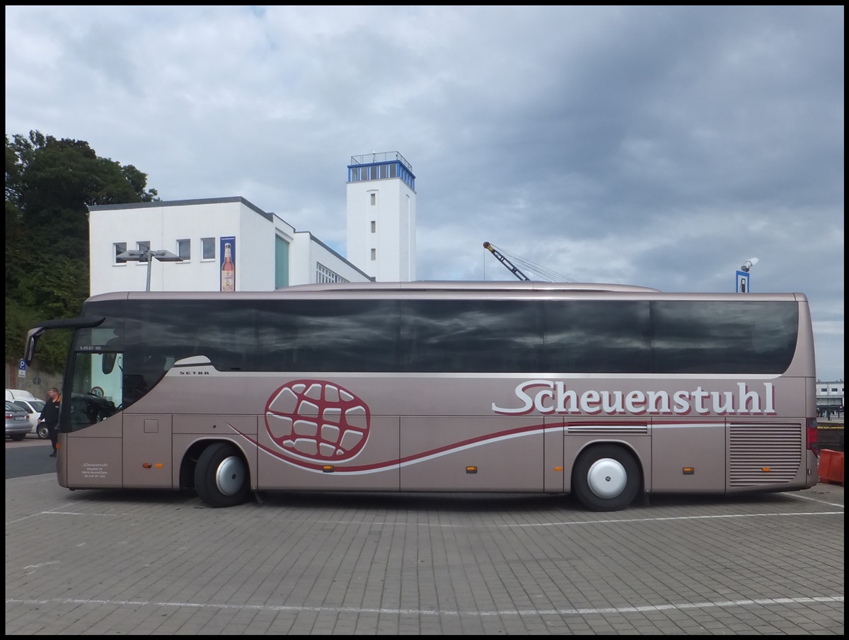 Setra 415 GT-HD von Scheuenstuhl aus Deutschland im Stadthafen Sassnitz.