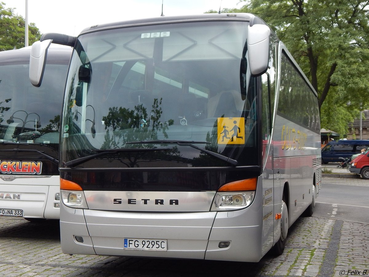 Setra 415 HD von Glob-Bus aus Polen in Berlin.