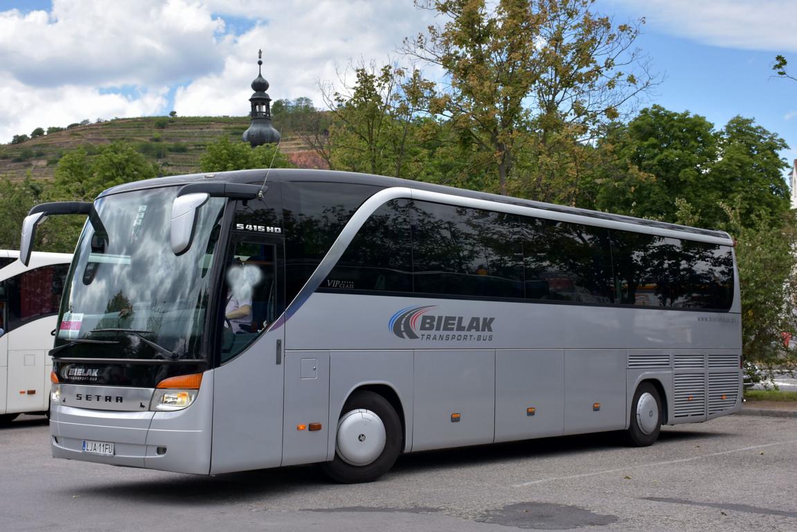 Setra 415 HDH von Bielak Reisen aus PL 06/2017 in Krems.