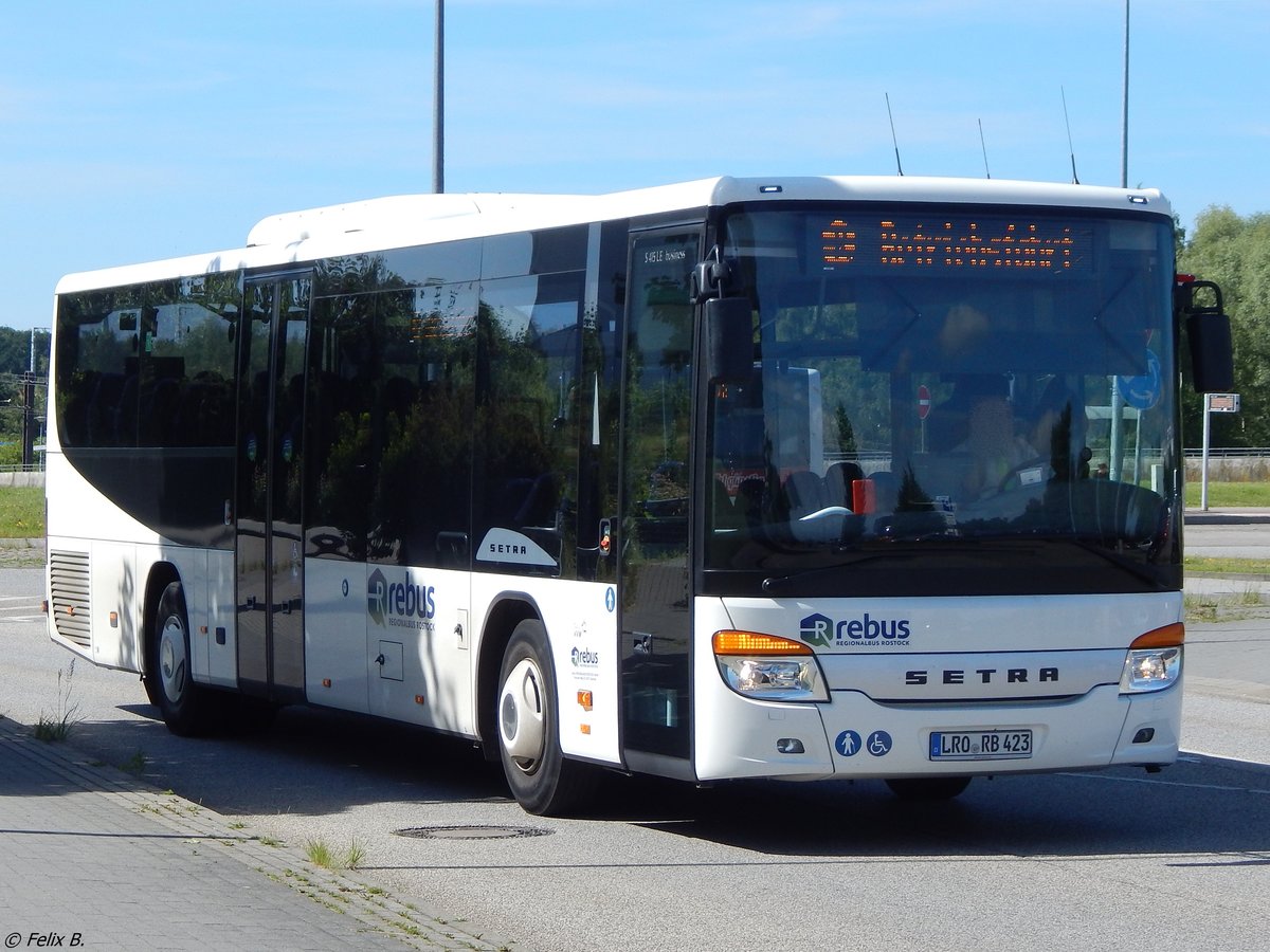 Setra 415 LE Business von Regionalbus Rostock in Rostock.