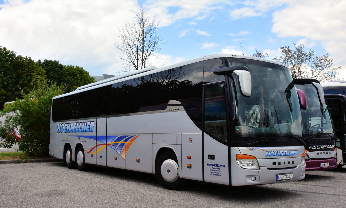 Setra 416 GT-HD von Hochfellner Reisen aus der BRD im Mai 2018 in Krems.