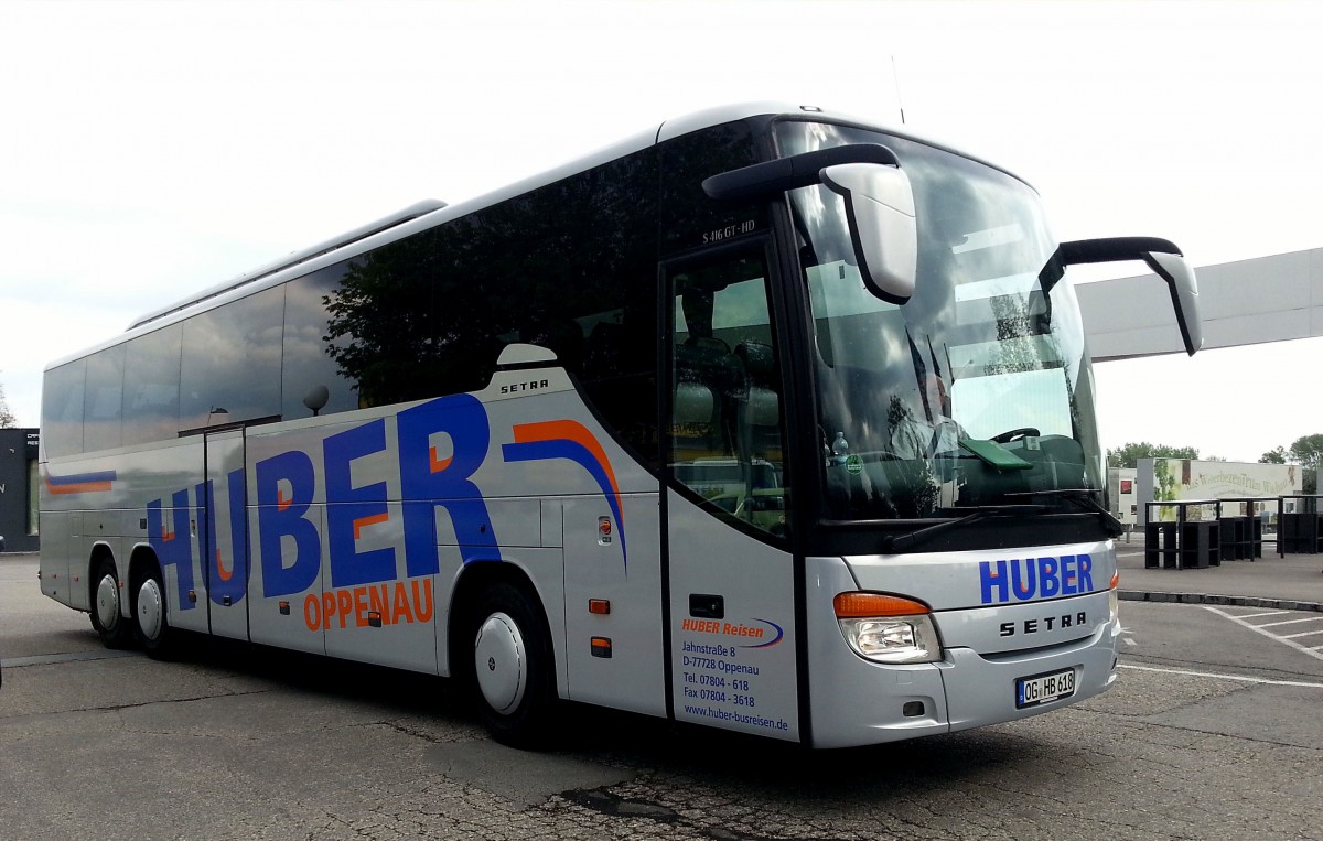 Setra 416 GT-HD von HUBER Reisen aus der BRD im April 2014 in Krems.