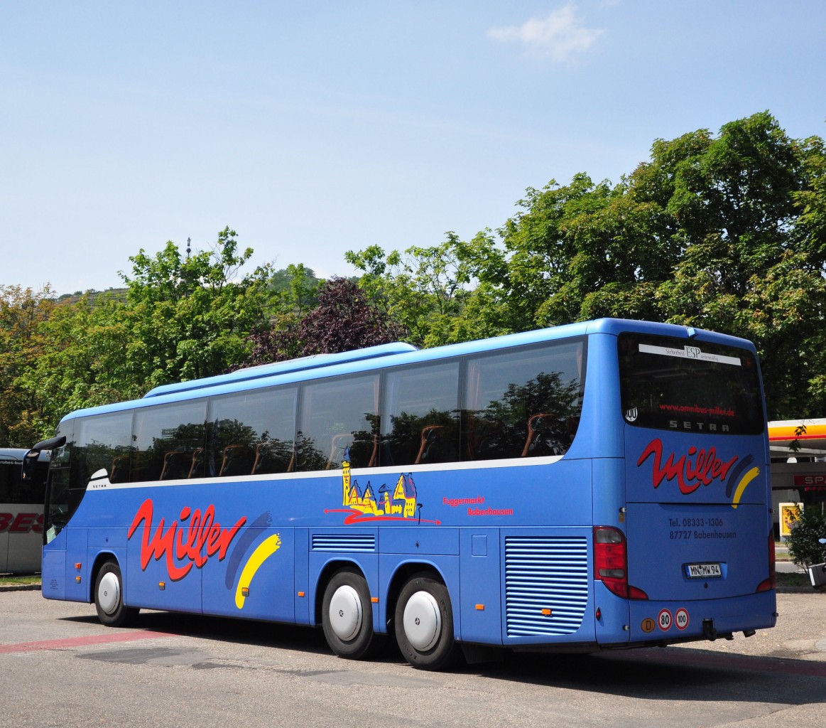 Setra 416 GT-HD vom Omnibusunternehmen Walter Miller aus der BRD im Juni 2015 in Krems gesehen.