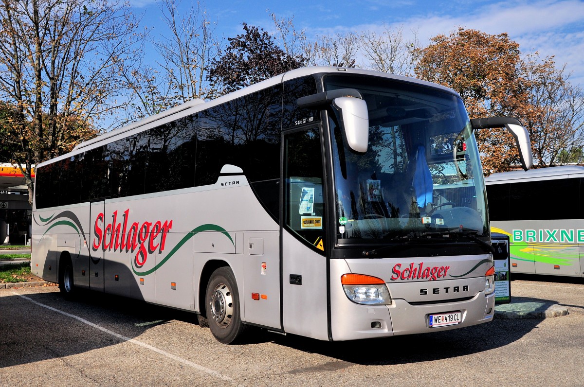 Setra 416 GT-HD von Schlager Reisen aus sterreich am 18.9.2014 in Krems gesehen.